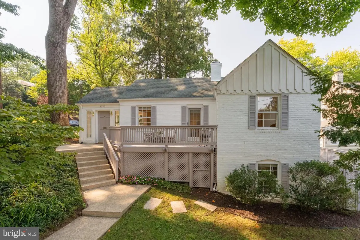 4700 Sedgwick St Nw, Washington, DC 20016 - #1