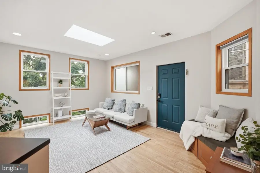 1421 T St Nw #11, Washington, DC 20009 - #2