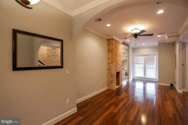 624 9th St Ne, WASHINGTON, DC 20002