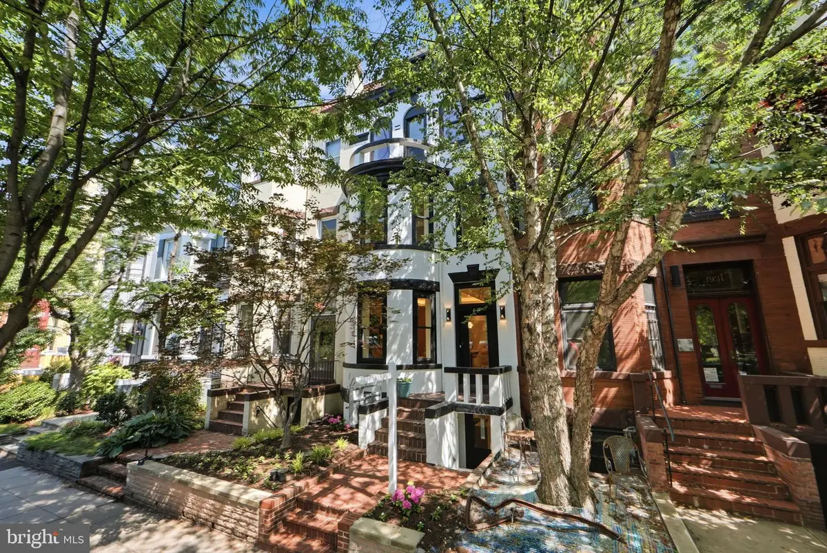 1933 Calvert St Nw, Washington, DC 20009 - #1