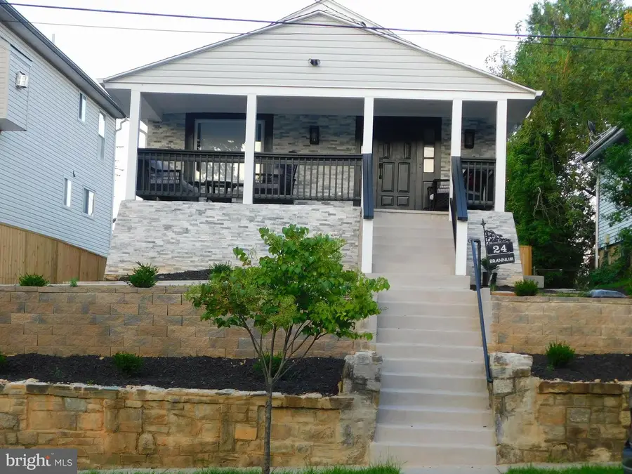 24 53rd Pl Se, Washington, DC 20019 - #2