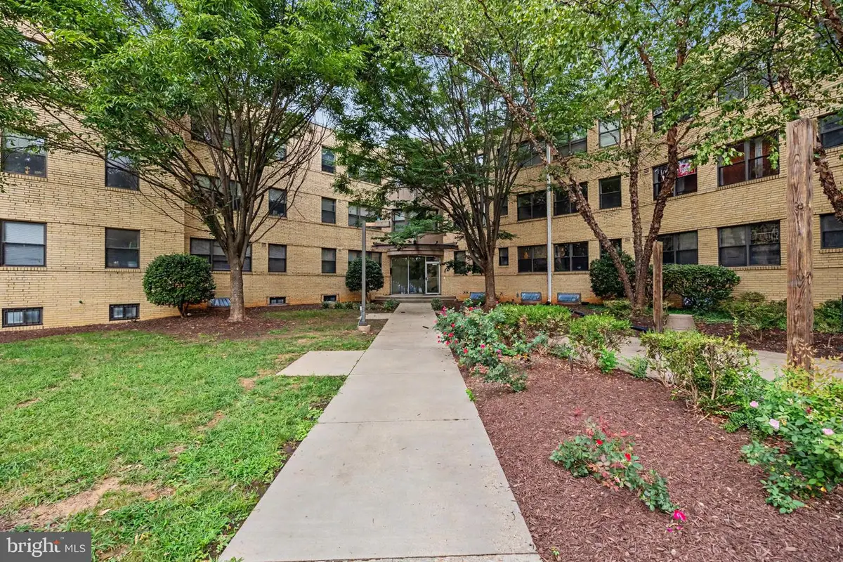 Address Withheld By Seller, Washington, DC 20032 - #1