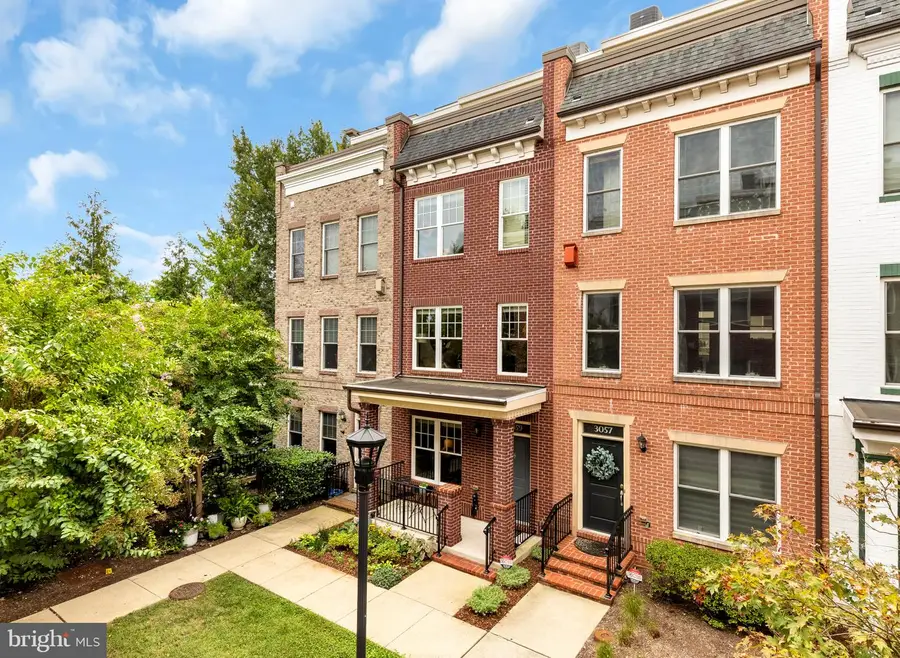 3059 Chancellor's Way Ne, Washington, DC 20017 - #2