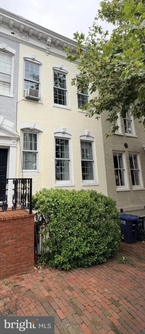 1215 29th Nw, WASHINGTON, DC 20007