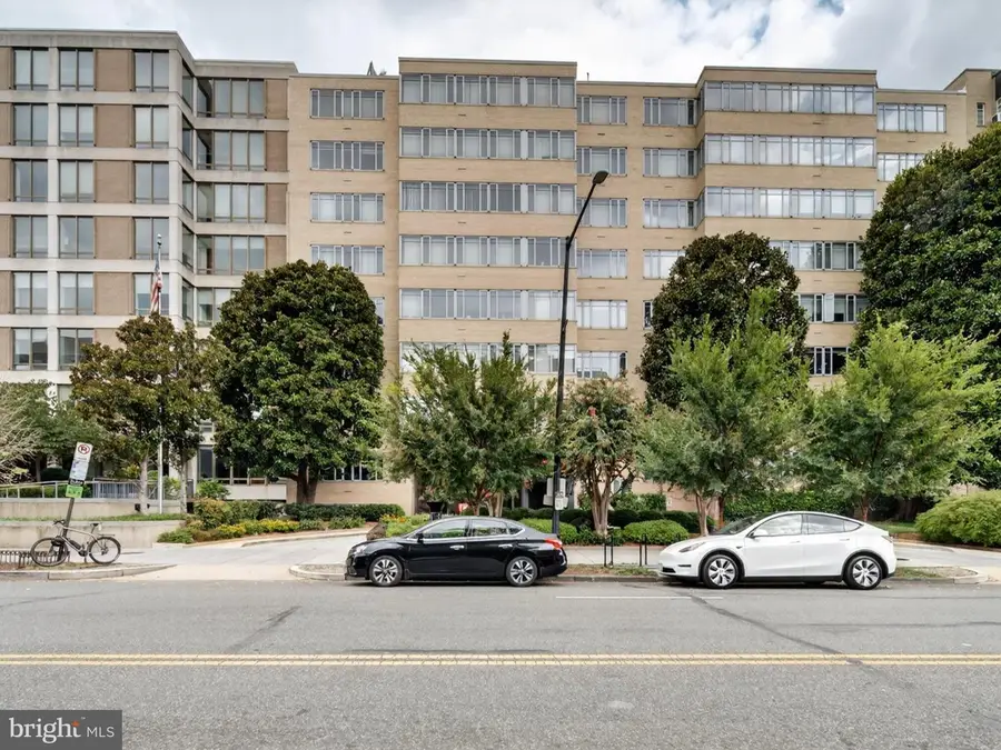 1711 Massachusetts Ave Nw #228, Washington, DC 20036 - #2