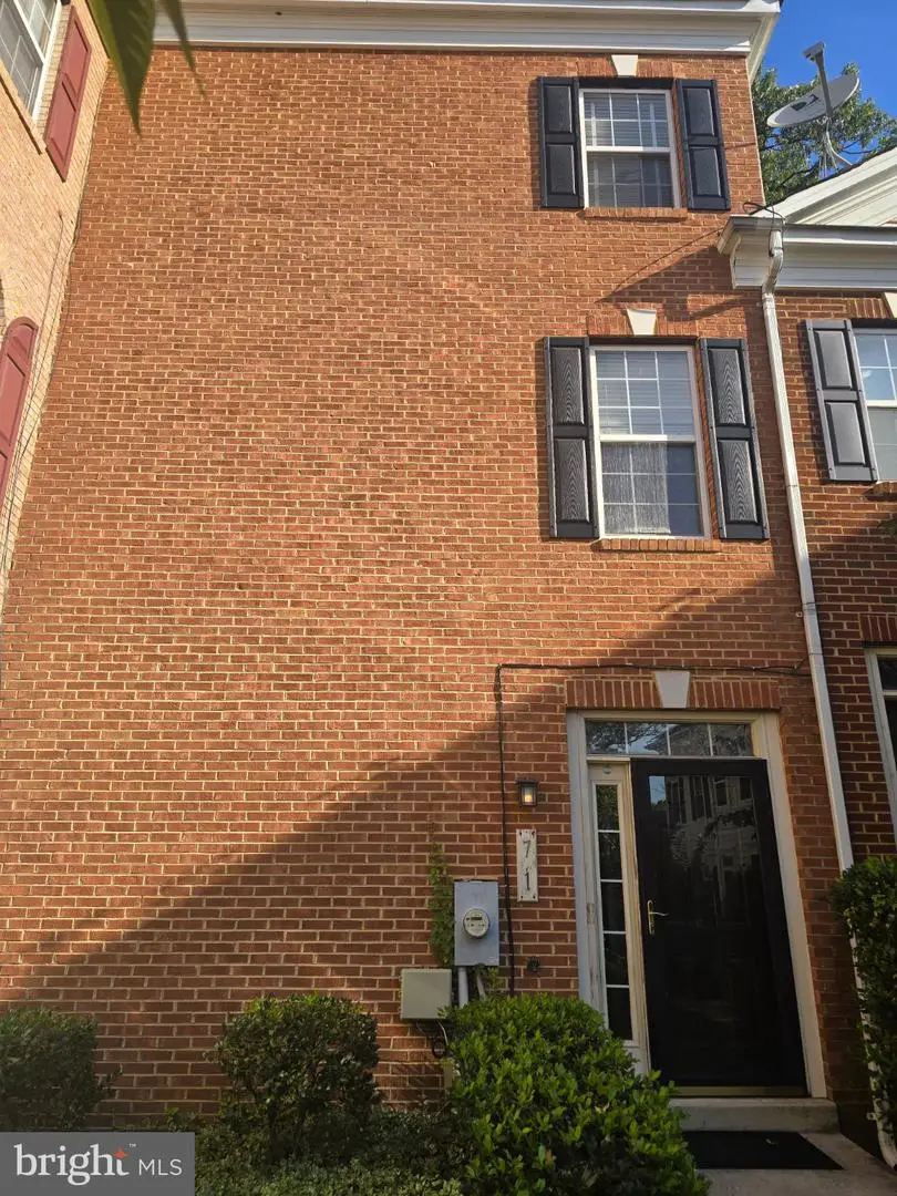 71 Danbury St Sw, Washington, DC 20032 - #1