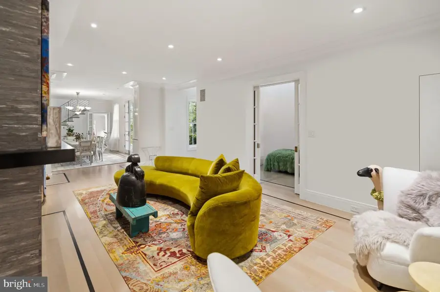 3013 Dumbarton St Nw, Washington, DC 20007 - #3