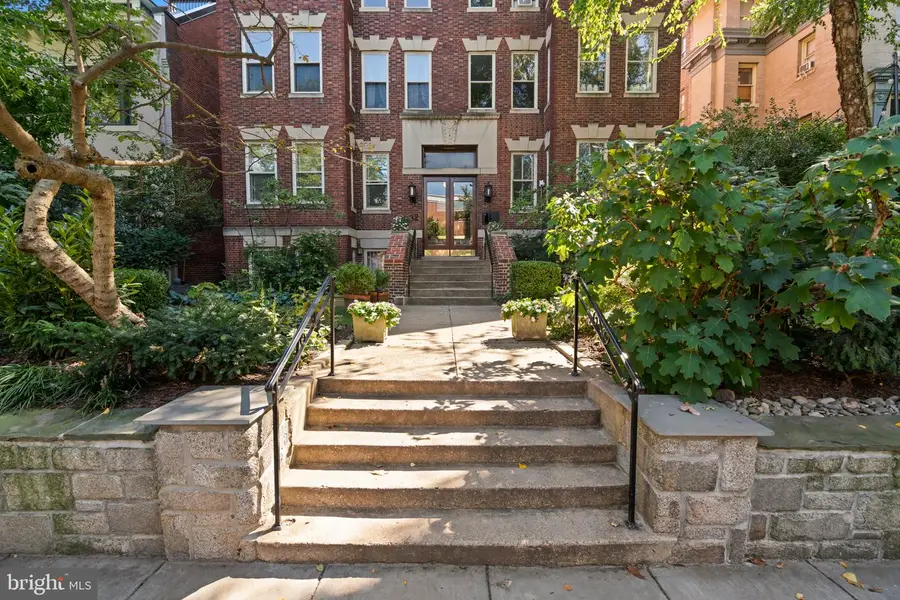 1832 Biltmore St Nw #31, Washington, DC 20009 - #2