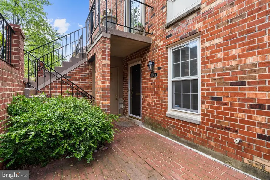 3231 Sutton Pl Nw #d, Washington, DC 20016 - #2