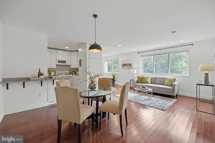 2710 Macomb St Nw #310, Washington, DC 20008 - #2