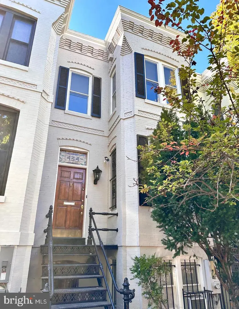434 & 434 1/2 6th St Ne, Washington, DC 20002 - #1