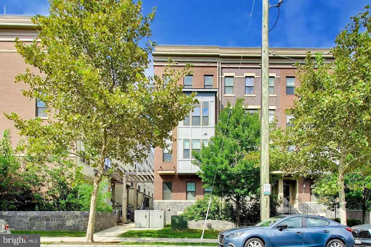 915 Elder St Nw #c, Washington, DC 20012 - #1