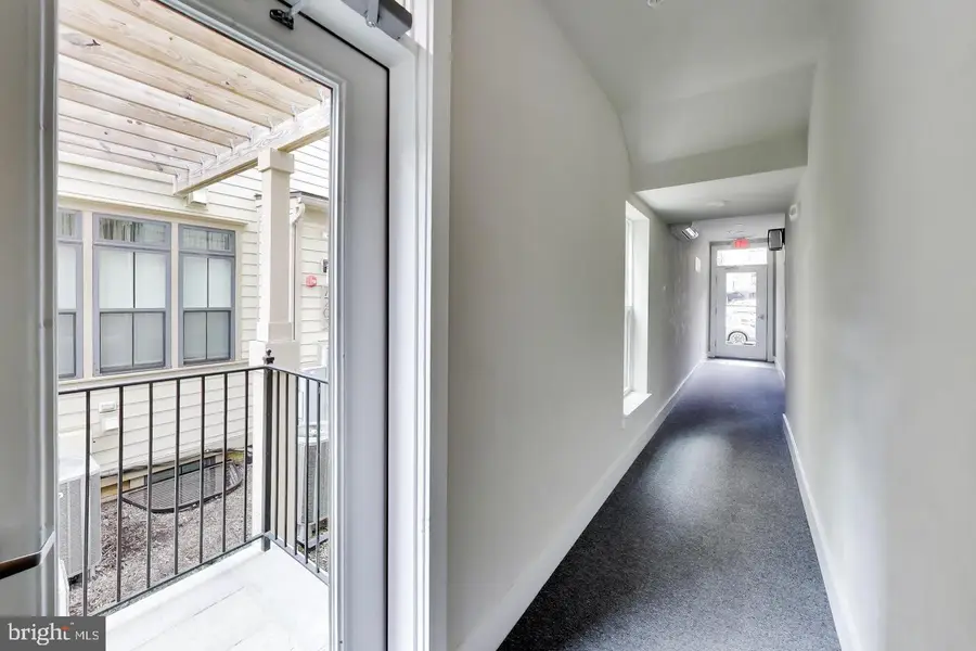 915 Elder St Nw #c, Washington, DC 20012 - #3