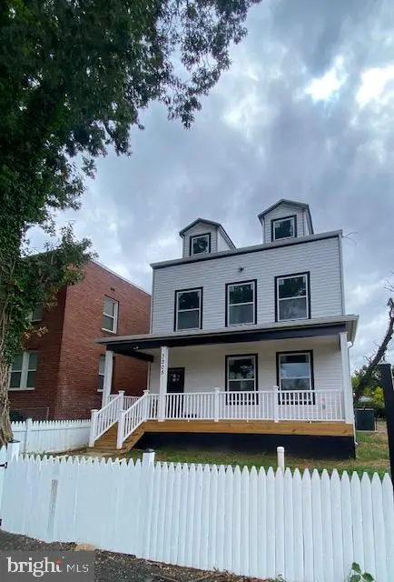 3205 Dubois Pl Se, WASHINGTON, DC 20019
