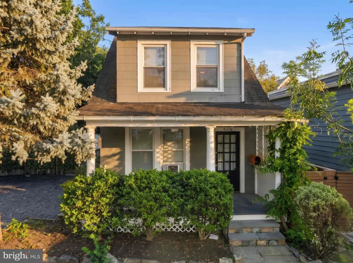 5316 Edmunds Pl Nw, Washington, DC 20016 - #1