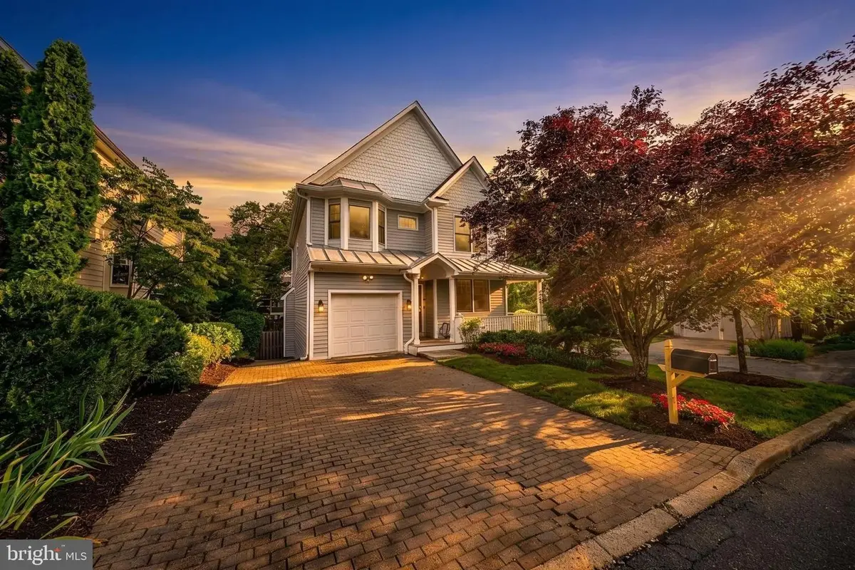 5000 Macarthur Ct Nw, Washington, DC 20016 - #1