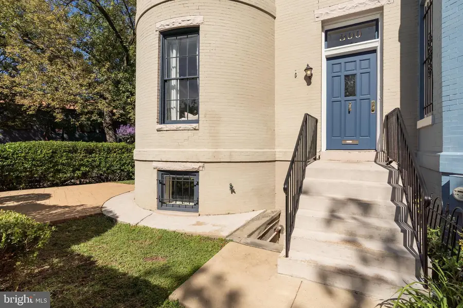 300 North Carolina Ave Se, Washington, DC 20003 - #3