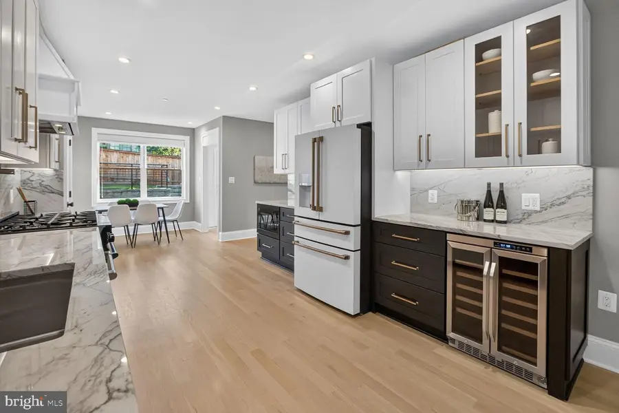 4244 Alton Pl Nw, Washington, DC 20016 - #3