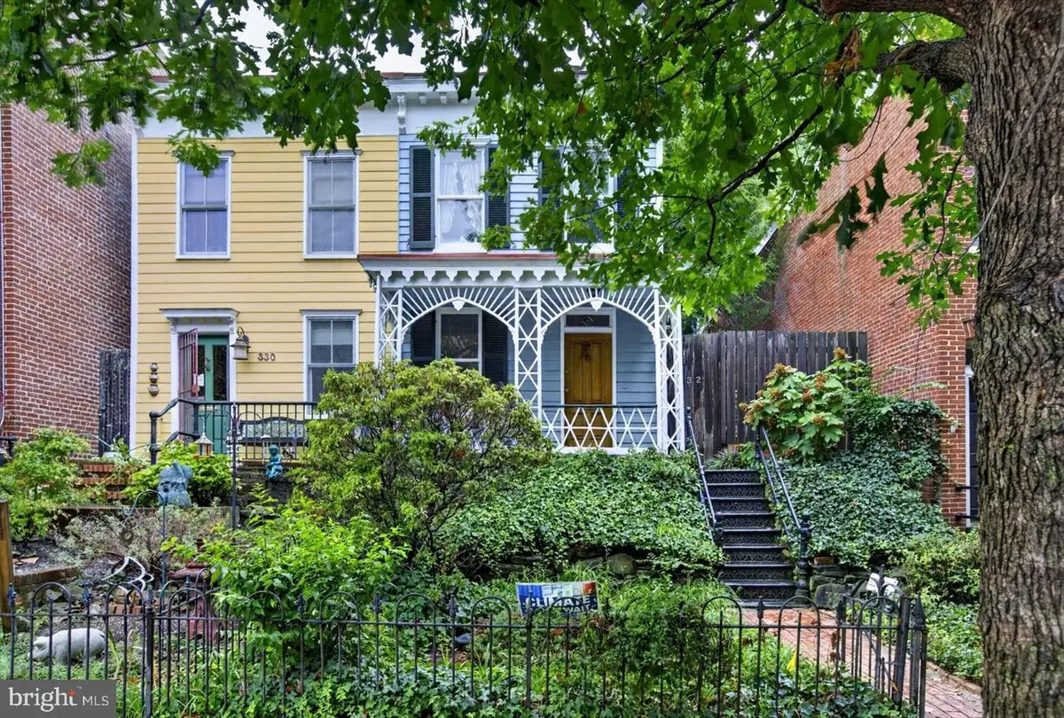 332 8th St Se, Washington, DC 20003 - #1
