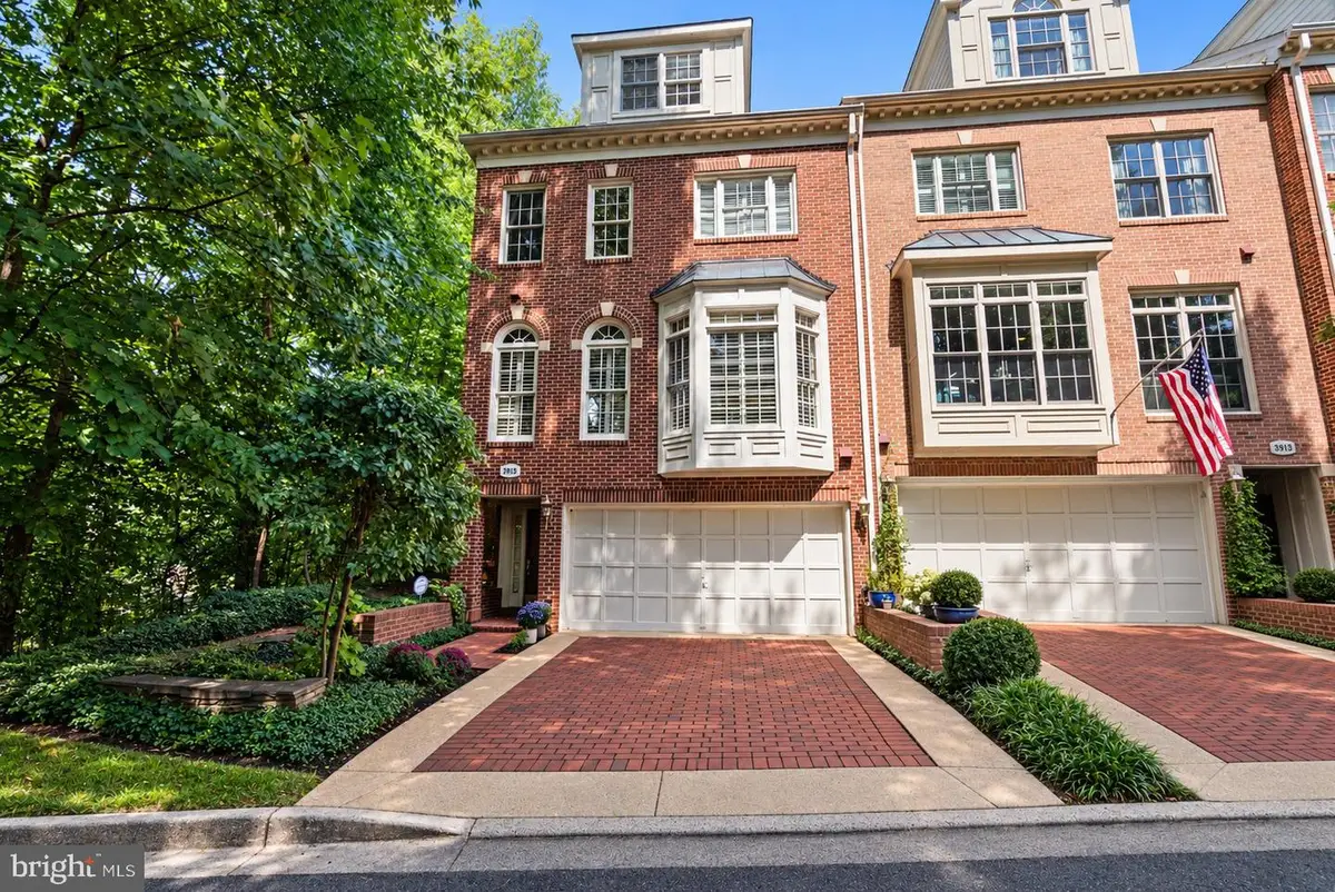 3915 Hillandale Ct Nw, Washington, DC 20007 - #1