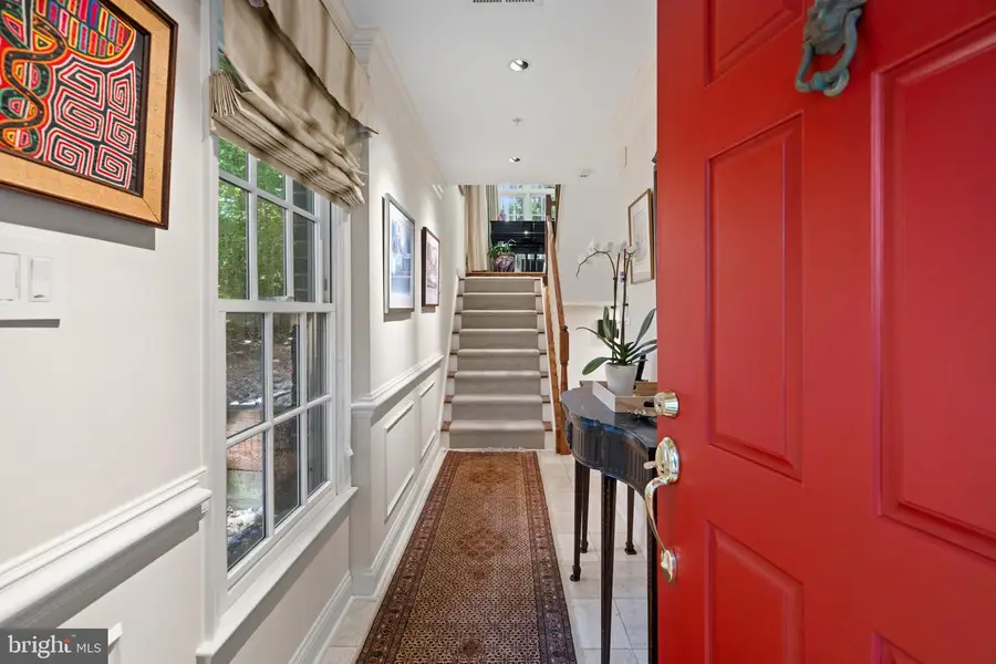 3915 Hillandale Ct Nw, Washington, DC 20007 - #3