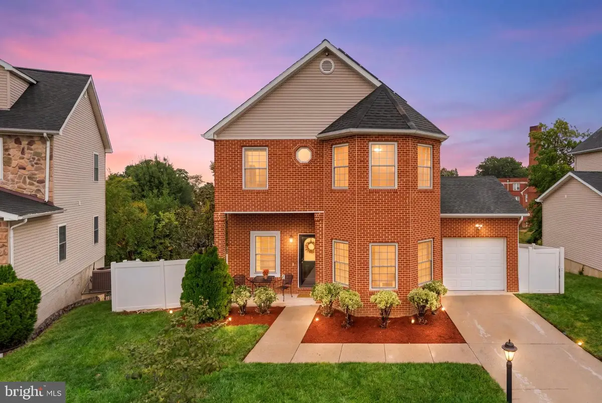 1990 Retta Gilliam Ct Se, Washington, DC 20020 - #1