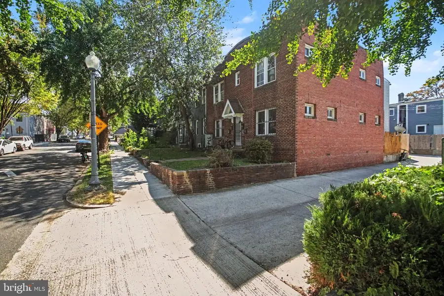 1105 Ne Holbrook Ter Ne, Washington, DC 20002 - #3