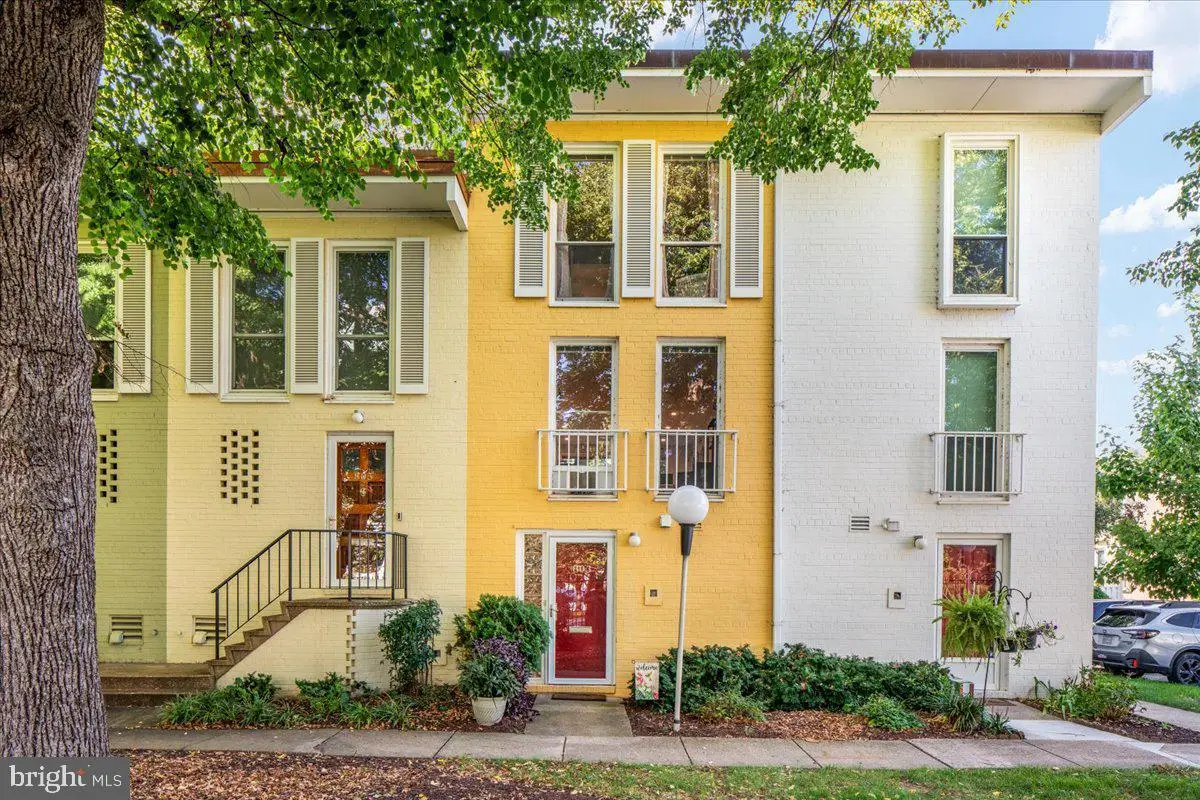 803 Delaware Ave Sw #234, Washington, DC 20024 - #1