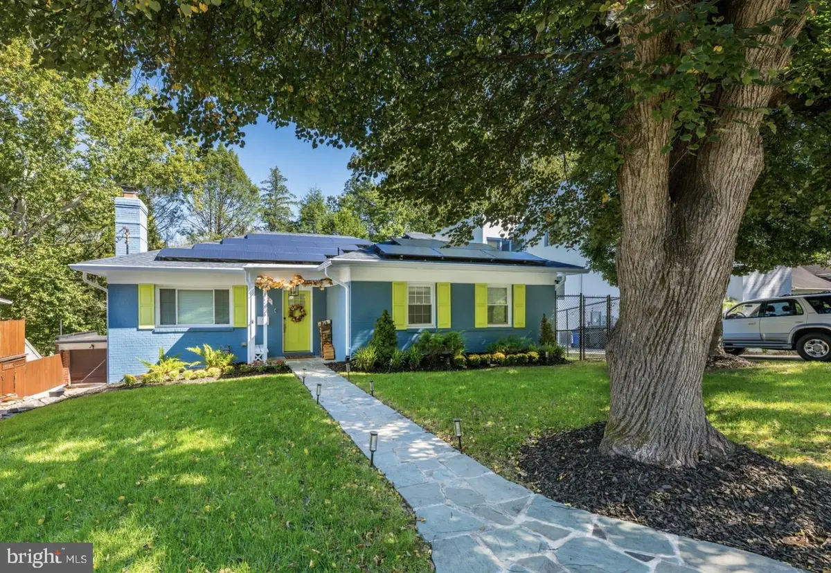 2225 Sudbury Rd Nw, Washington, DC 20012 - #1