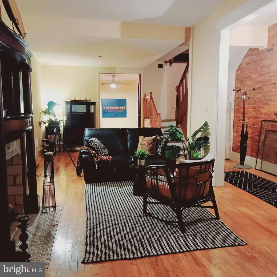 1254 Columbia Rd Nw, Washington, DC 20009 - #3