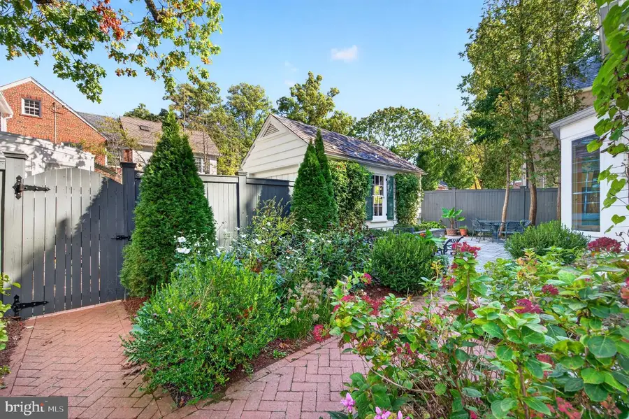 6007 34th Pl Nw, Washington, DC 20015 - #3