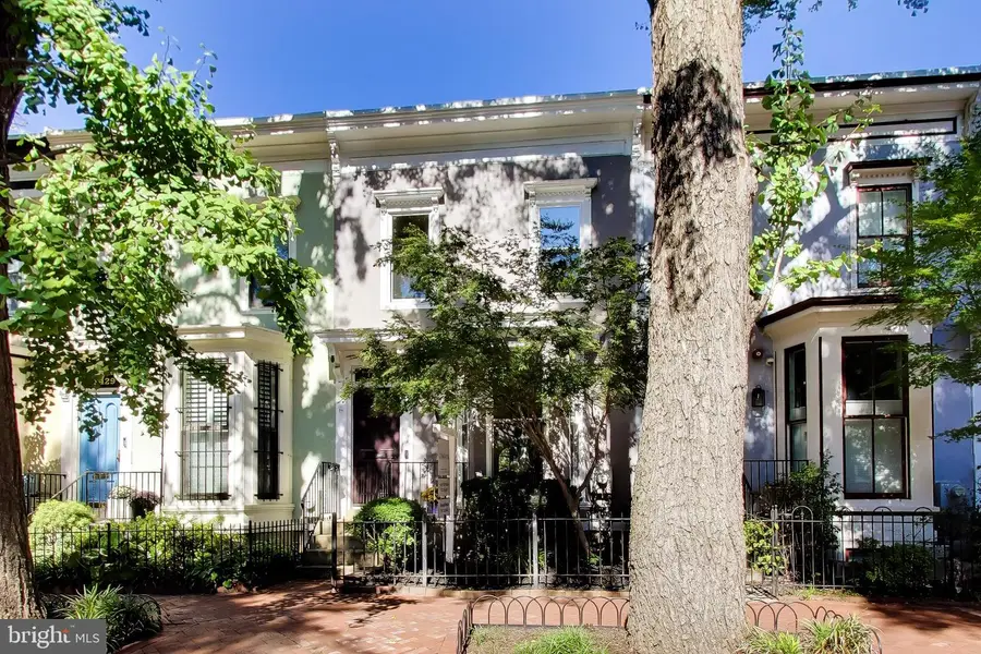 1427 Swann St Nw, Washington, DC 20009 - #2