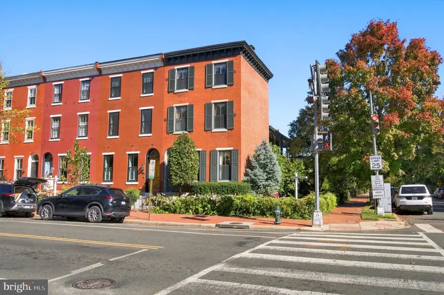 154 11th St Se, Washington, DC 20003 - #3