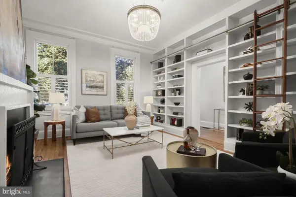 1013 I St Se, WASHINGTON, DC 20003