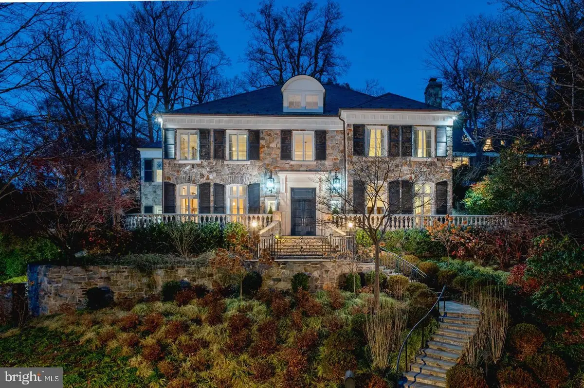 4869 Glenbrook Rd Nw, Washington, DC 20016 - #1