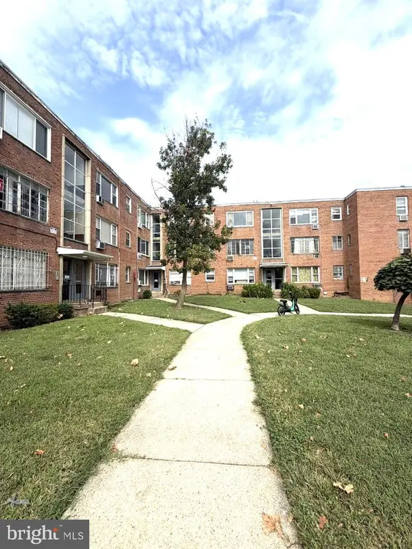 4002 E E St St Se #205, WASHINGTON, DC 20019