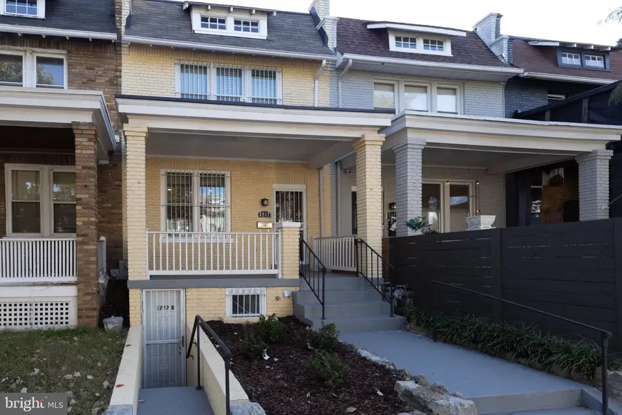 1217 18th St Ne, Washington, DC 20002 - #2