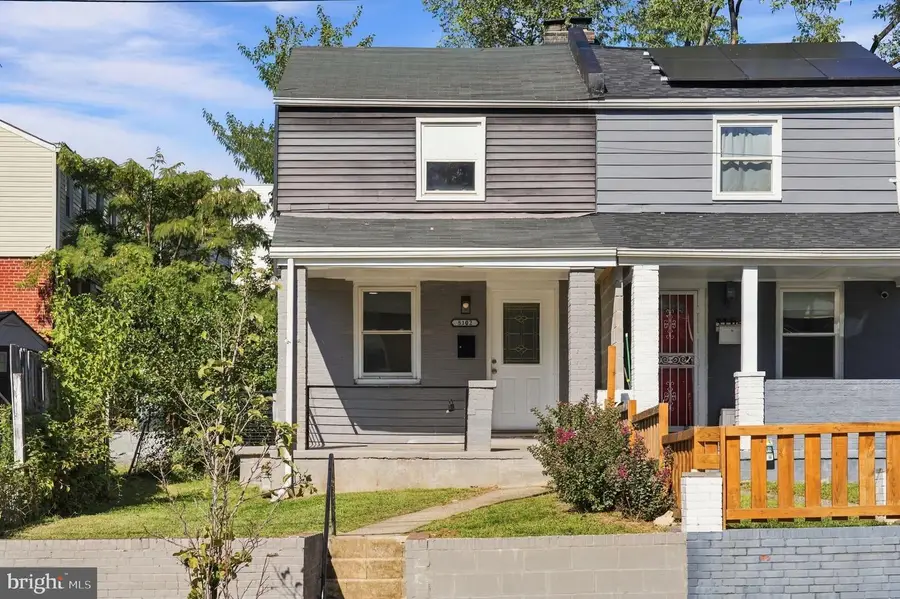 5102 Hayes St Ne, Washington, DC 20019 - #2