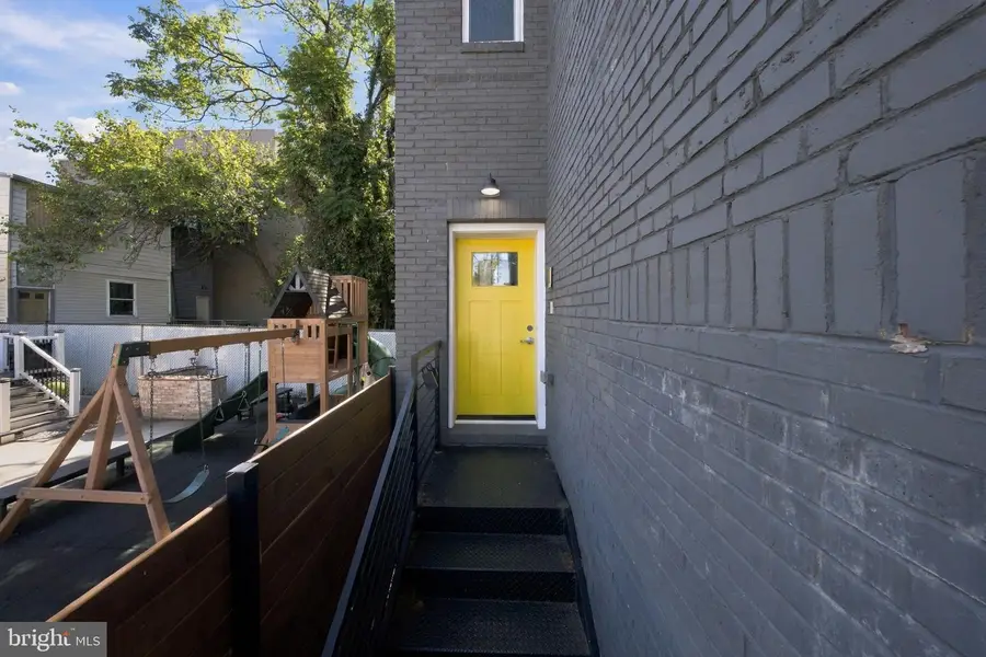 1621 T St Se #6, Washington, DC 20020 - #3