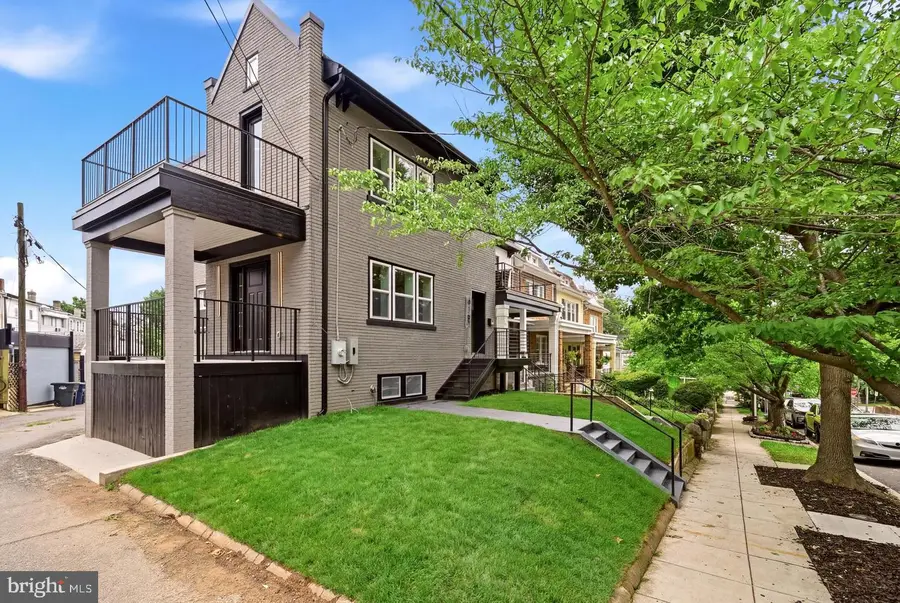 418 Allison St Nw, Washington, DC 20011 - #3
