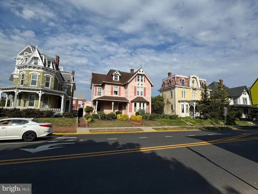 10 N State St, Dover, DE 19901 - Image #2