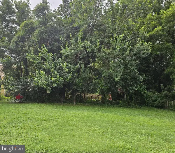 212 W Division St, DOVER, DE 19901