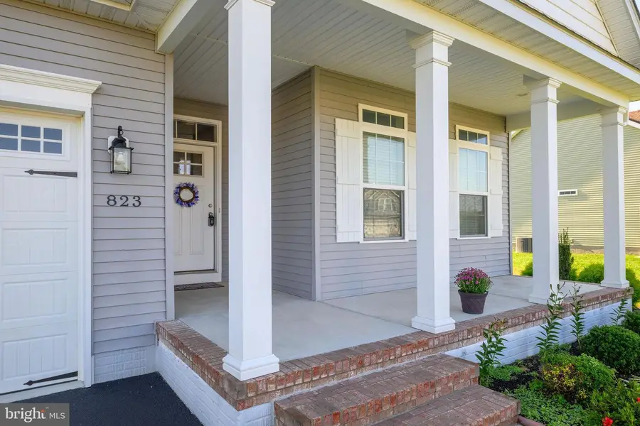 823 Greenbrook Dr, Milford, DE 19963 - Image #2