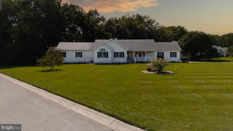 74 Connie Ln, Dover, DE 19901 - Image #2