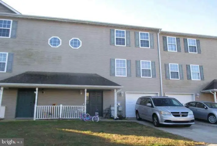 111 Downey Oak Cir, Wyoming, DE 19934 - Image #1