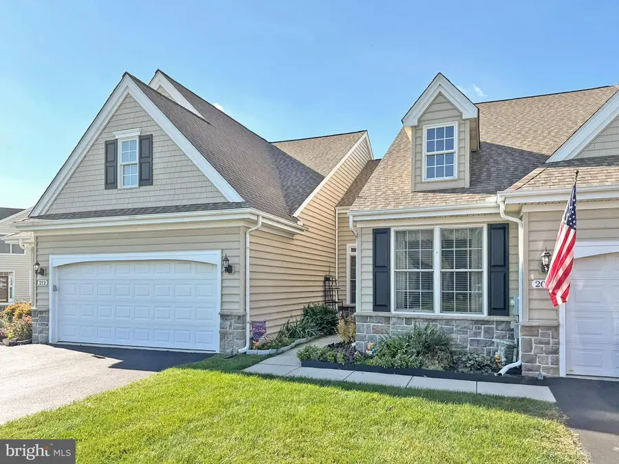 200 Spring Meadow Dr, Smyrna, DE 19977 - Image #2