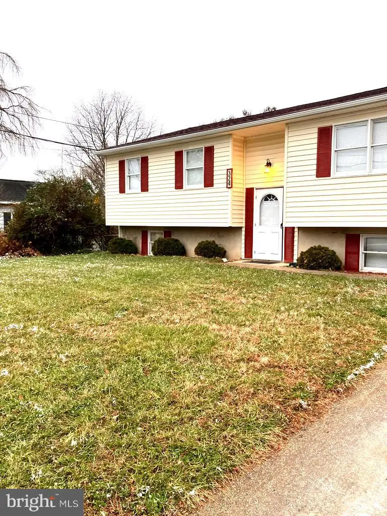 324 W North St, Smyrna, DE 19977 - Image #1