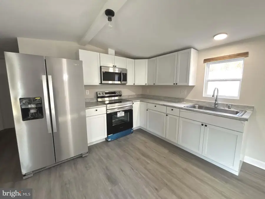 11 Woods End Rd, Dover, DE 19901 - Image #2