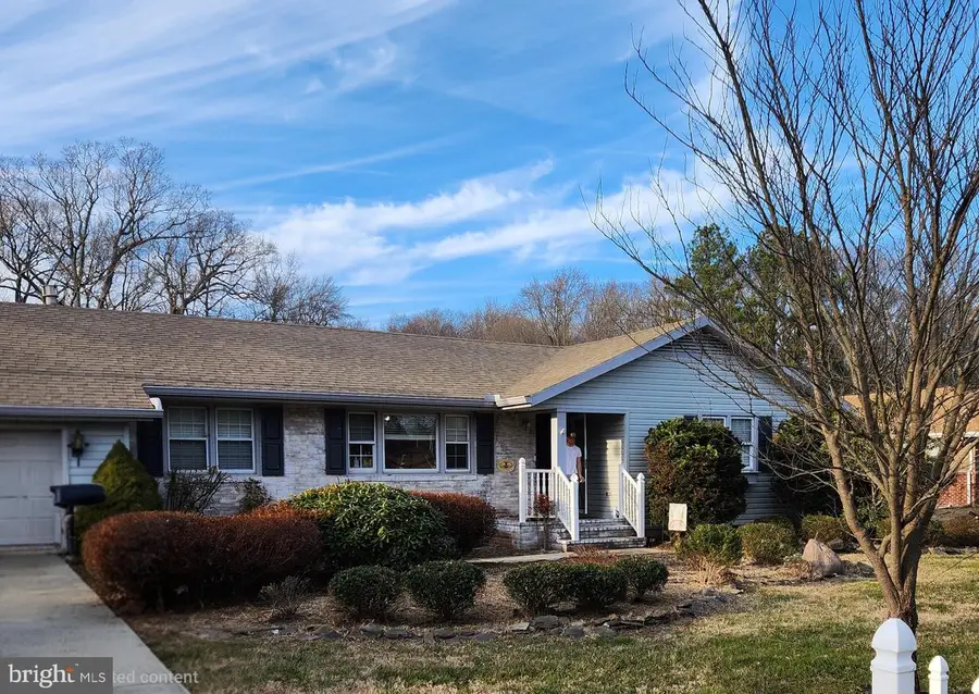 367 Rustic Ln, Dover, DE 19901 - Image #2