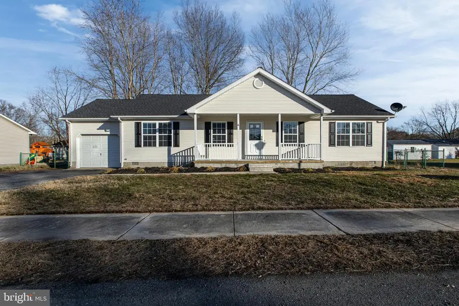 121 Courtney Ln, Felton, DE 19943 - Image #2